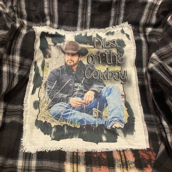 Vintage Flannel with patch - Picture 9 of 12